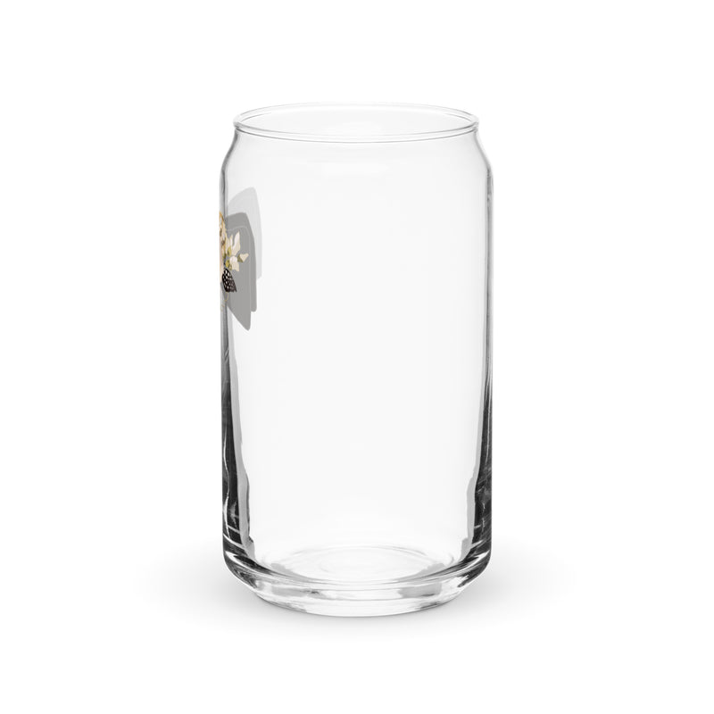 The well-dressed can shaped glass