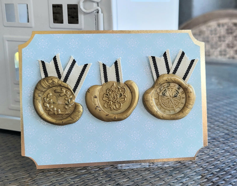 Golden Seals Embellished Notecard - Artski&Hush